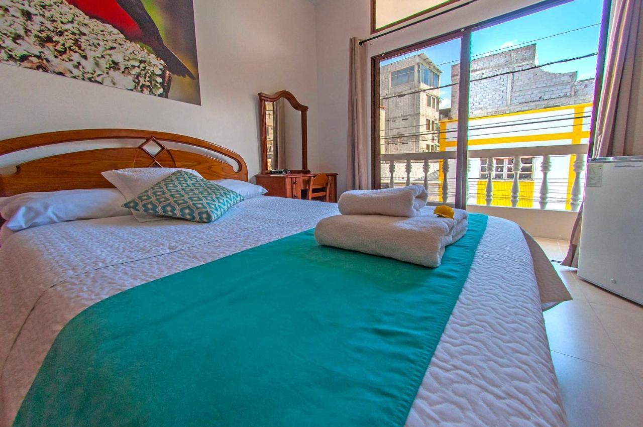 Hostal Costa Del Pacifico ปูแอร์โตอาโยรา ภายนอก รูปภาพ