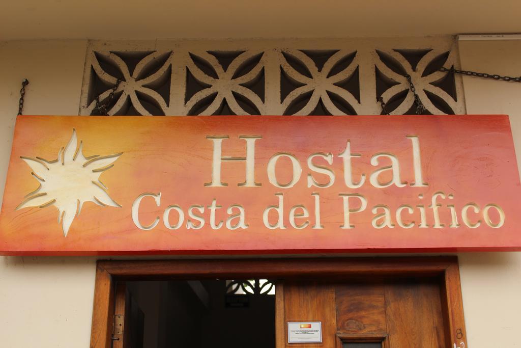 Hostal Costa Del Pacifico ปูแอร์โตอาโยรา ภายนอก รูปภาพ
