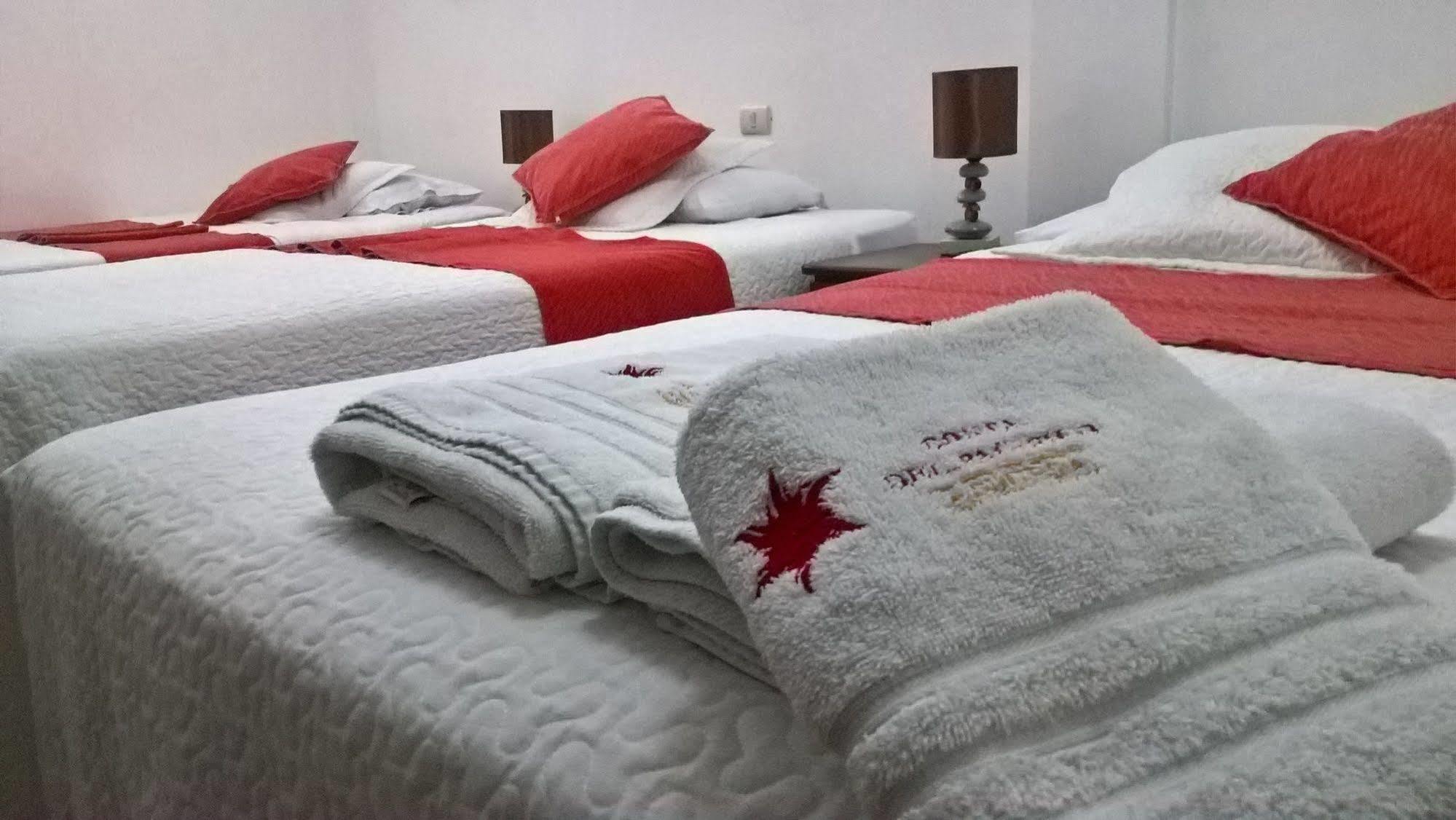 Hostal Costa Del Pacifico ปูแอร์โตอาโยรา ภายนอก รูปภาพ