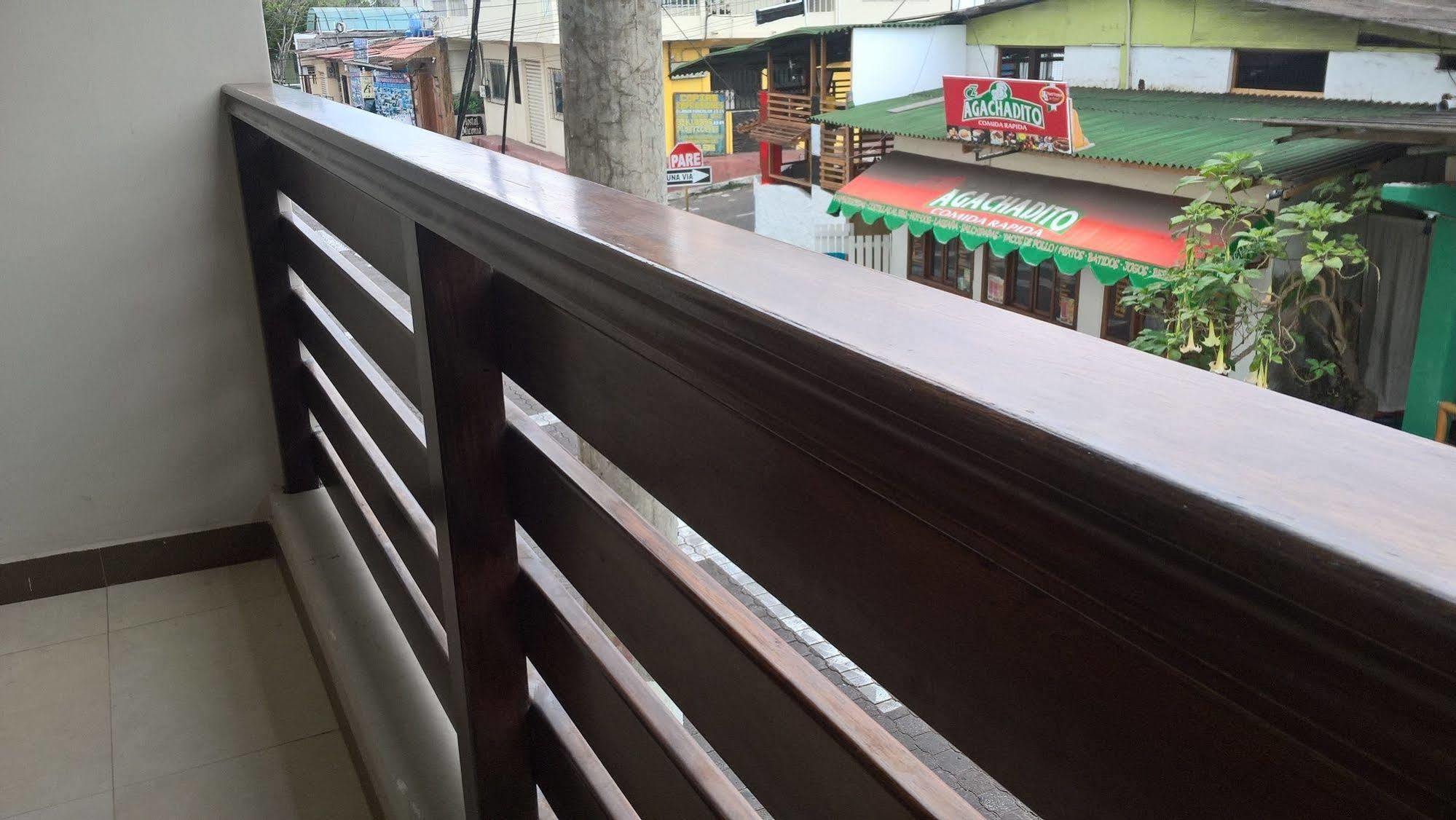 Hostal Costa Del Pacifico ปูแอร์โตอาโยรา ภายนอก รูปภาพ