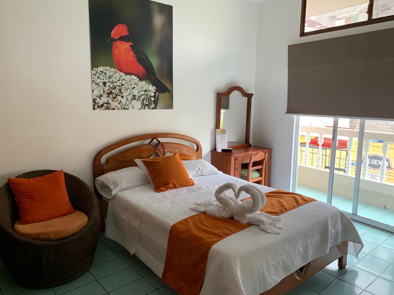 Hostal Costa Del Pacifico ปูแอร์โตอาโยรา ภายนอก รูปภาพ