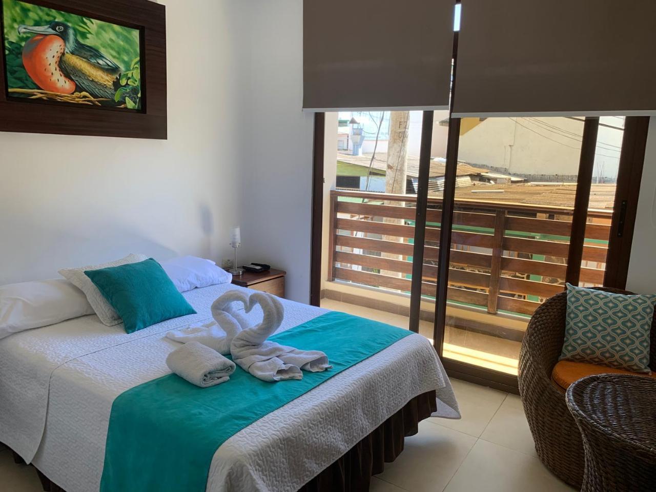 Hostal Costa Del Pacifico ปูแอร์โตอาโยรา ภายนอก รูปภาพ
