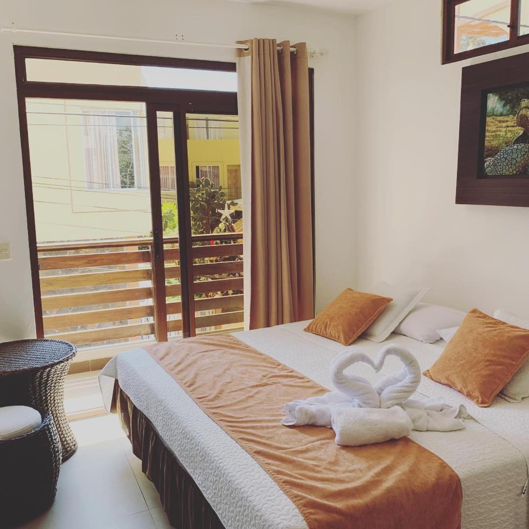 Hostal Costa Del Pacifico ปูแอร์โตอาโยรา ภายนอก รูปภาพ