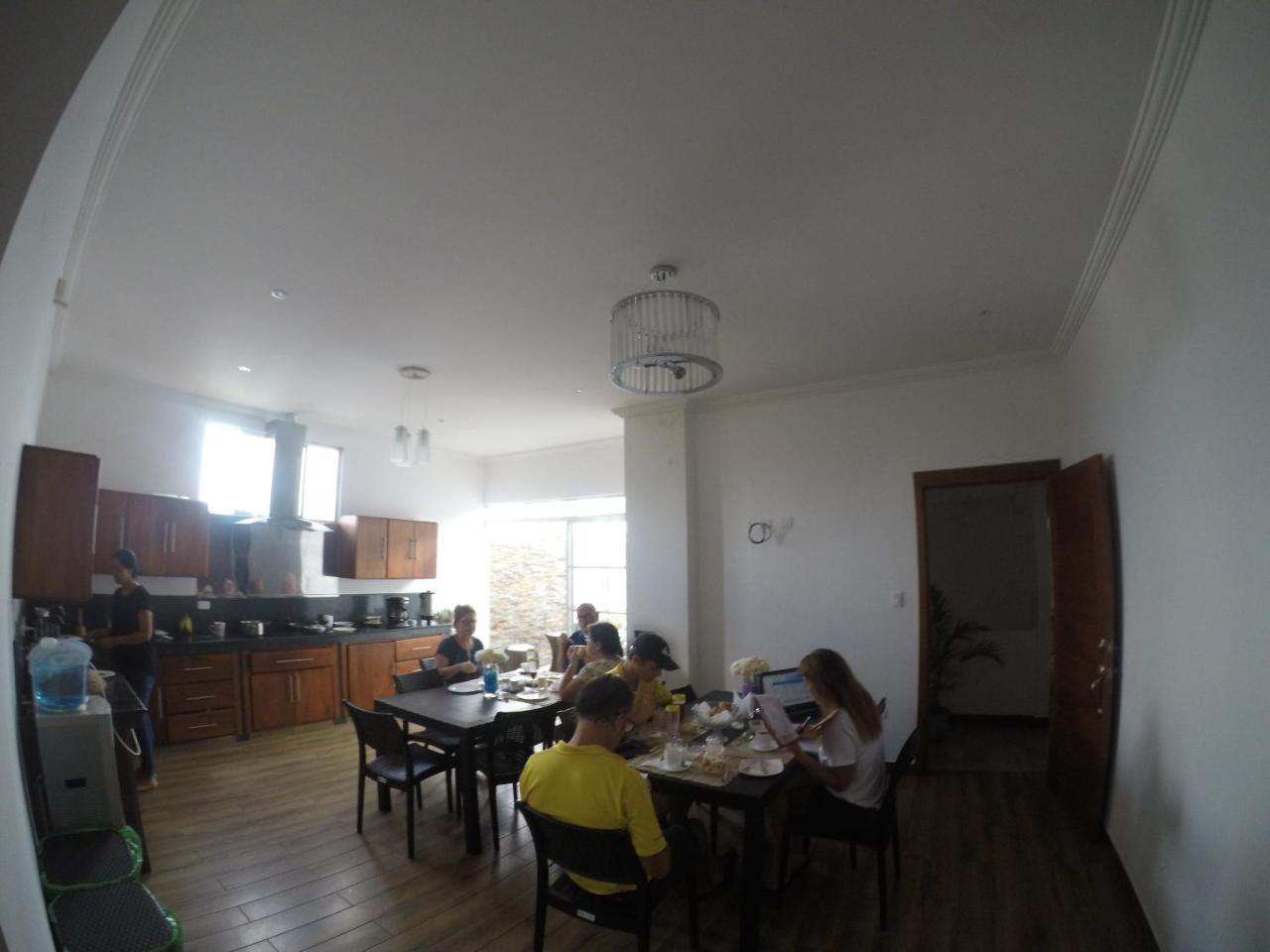 Hostal Costa Del Pacifico ปูแอร์โตอาโยรา ภายนอก รูปภาพ