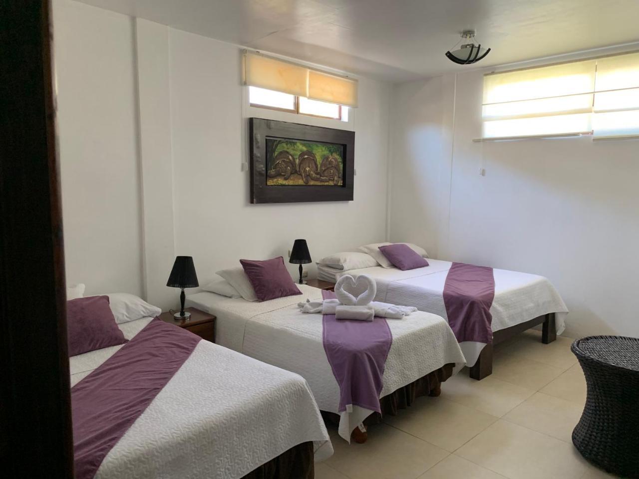 Hostal Costa Del Pacifico ปูแอร์โตอาโยรา ภายนอก รูปภาพ